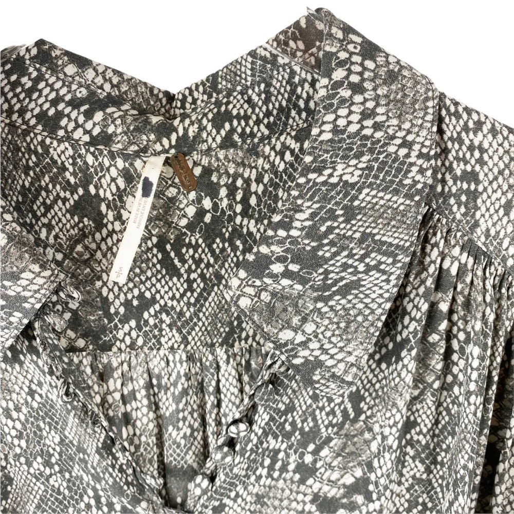 Free People Muse Snakeskin Python Button Front Lo… - image 7